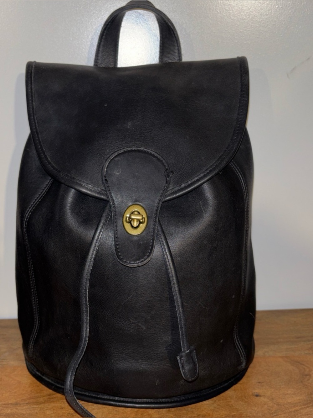 Coach 9943 large vintage Black Leather Backpack with Brass Turn-Lock